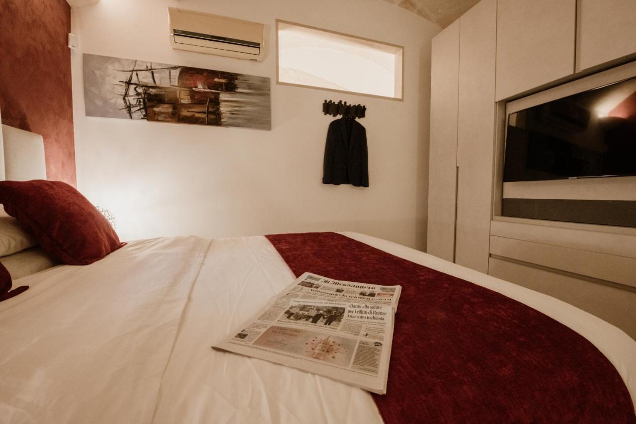 Pacuvius Home Suite B&B Brindisi Dış mekan fotoğraf