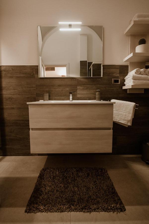 Pacuvius Home Suite B&B Brindisi Dış mekan fotoğraf