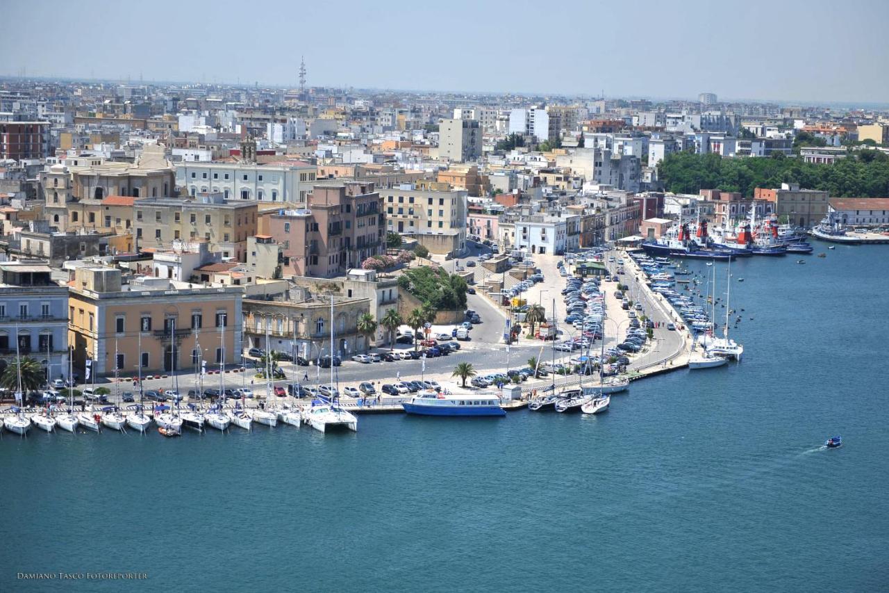 Pacuvius Home Suite B&B Brindisi Dış mekan fotoğraf